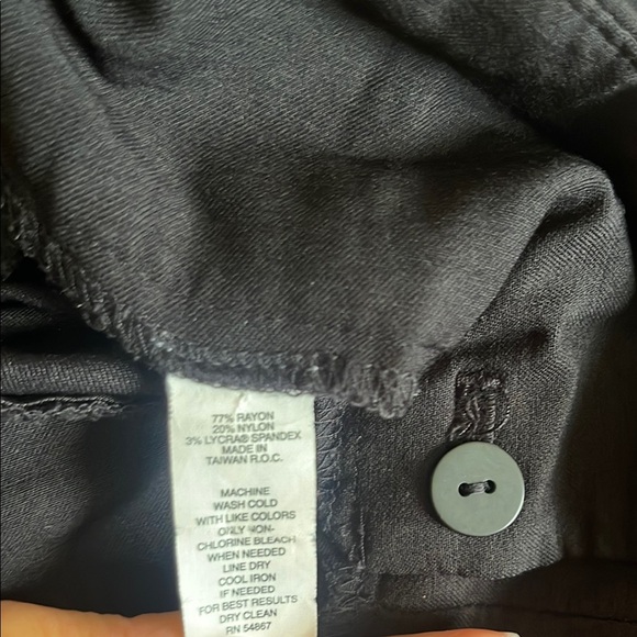 Women's Express Design Studio "Publicist" Black Flared Dress Pants size 4 / R - Picture 11 of 11